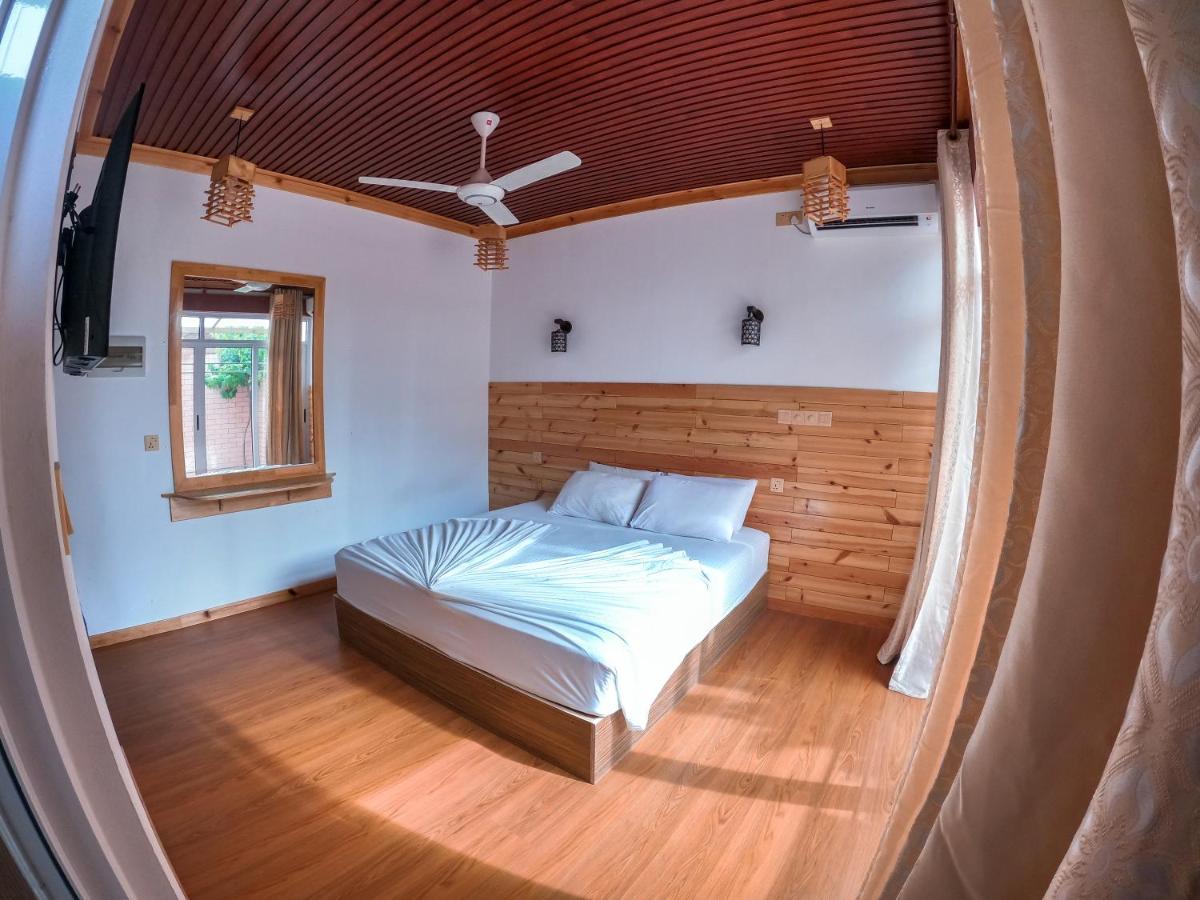 New Breeze Thoddoo Inn Ngoại thất bức ảnh
