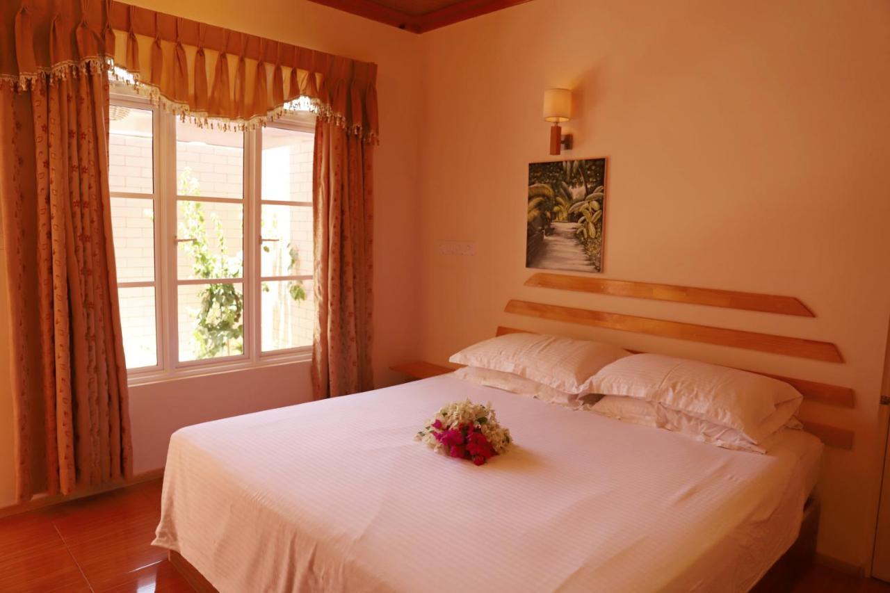 New Breeze Thoddoo Inn Ngoại thất bức ảnh