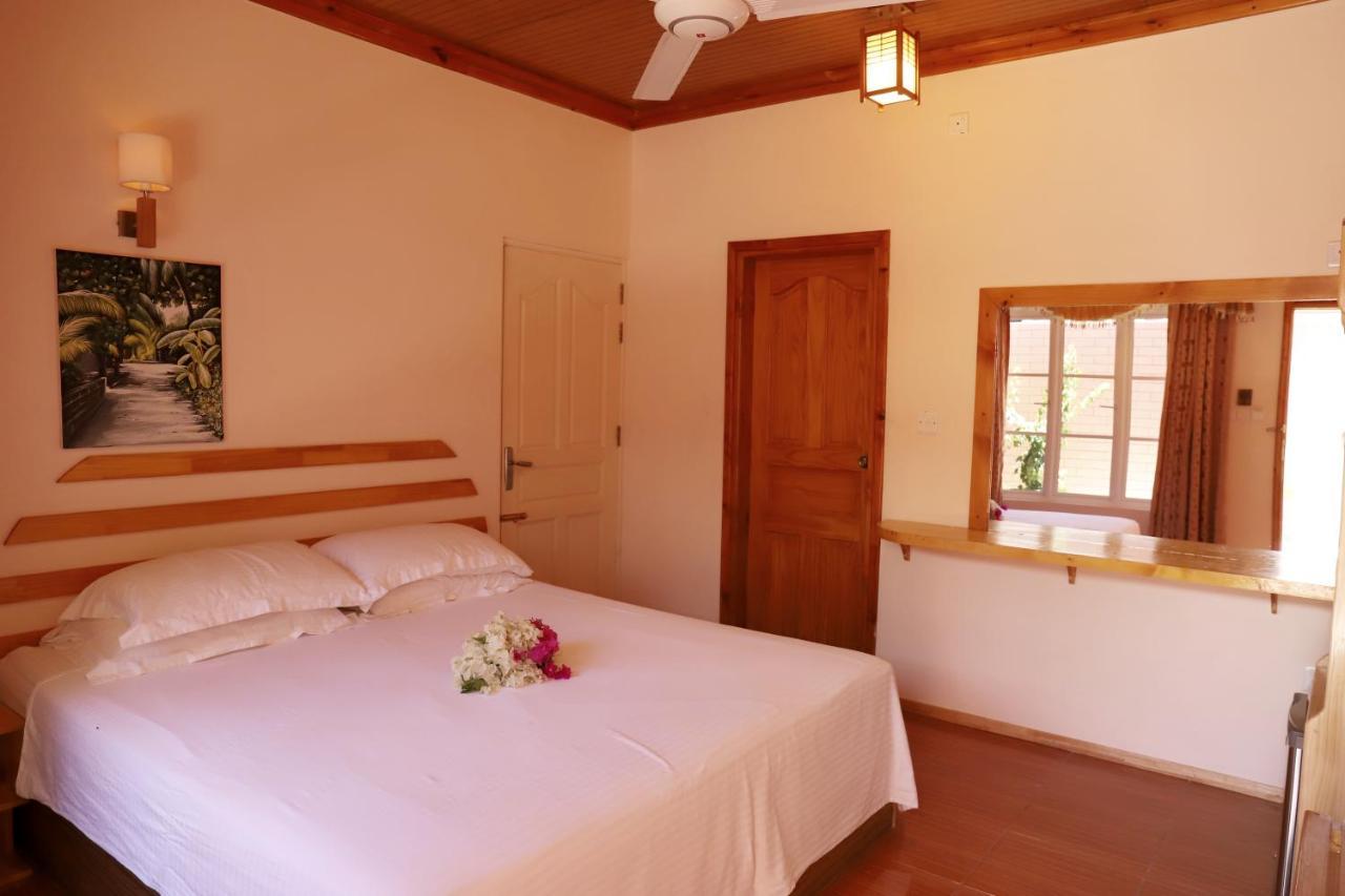 New Breeze Thoddoo Inn Ngoại thất bức ảnh